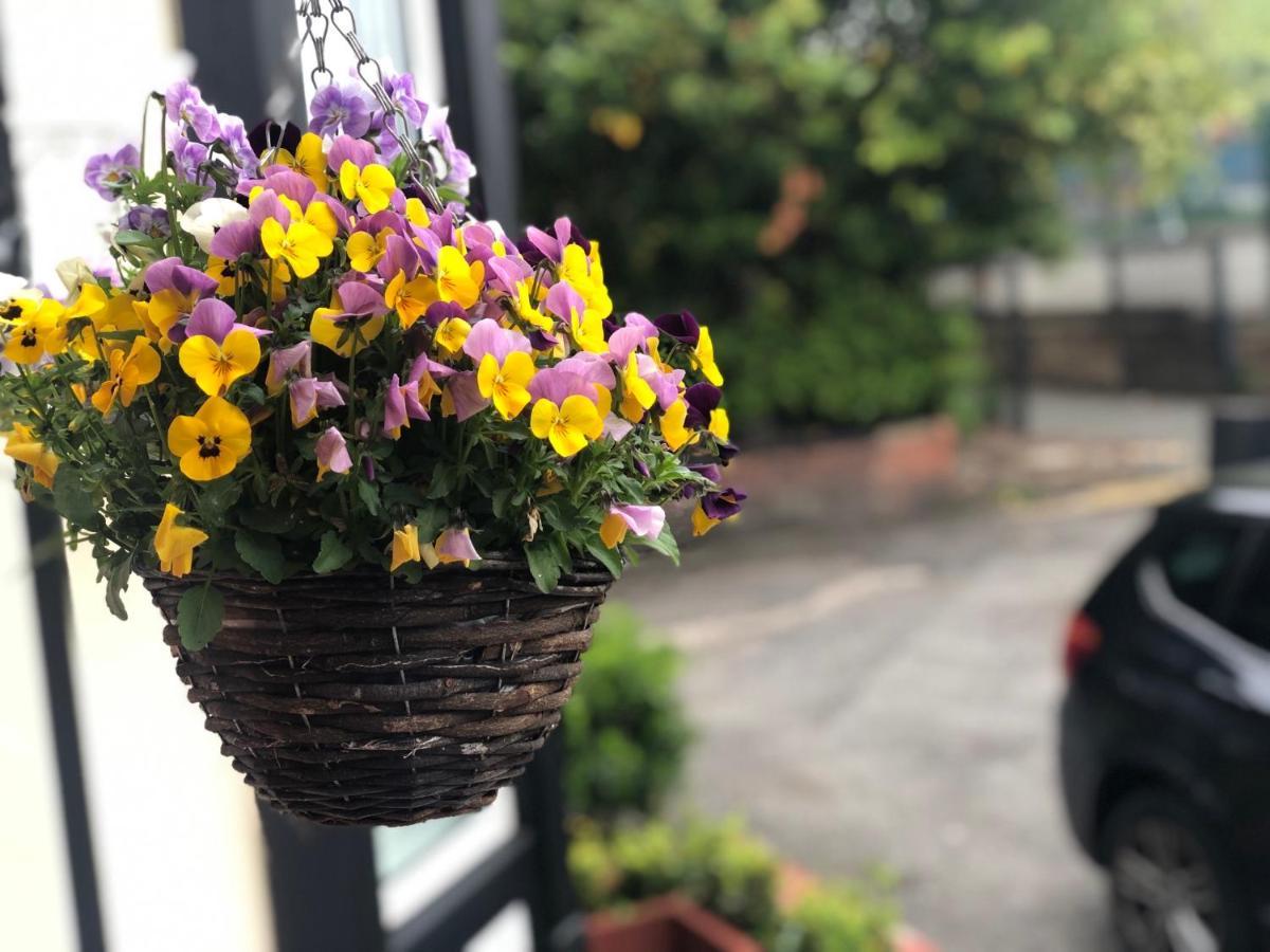 Hendham House Hotel Манчестър Екстериор снимка