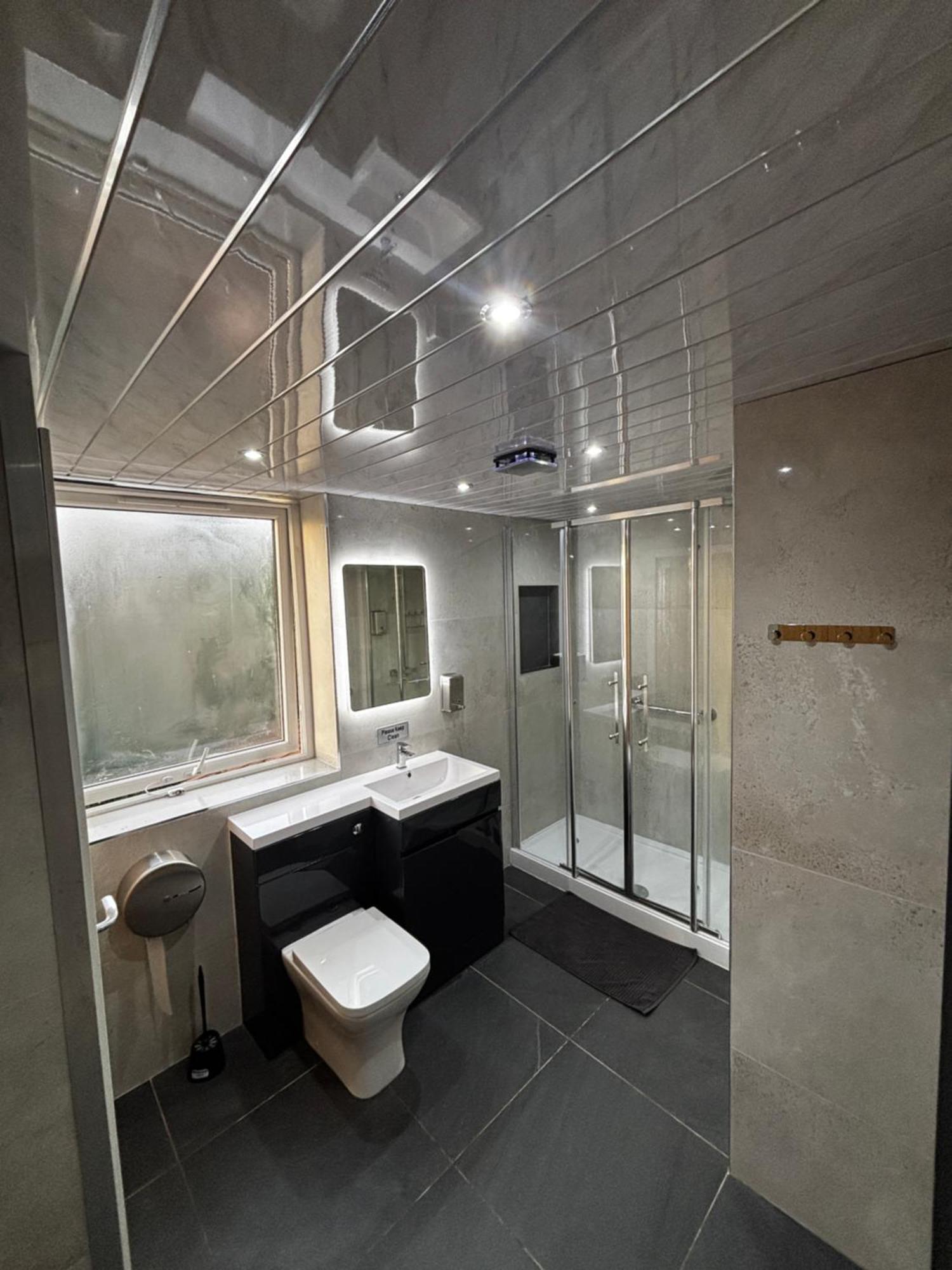 Hendham House Hotel Манчестър Екстериор снимка